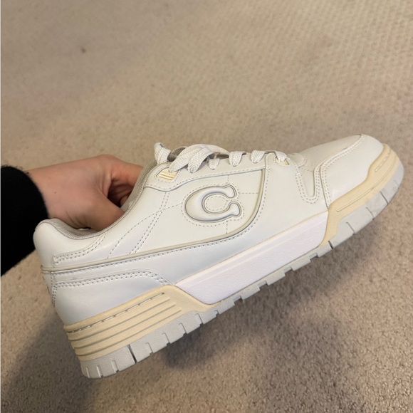 Coach white sneakers size 9 - Picture 2 of 4